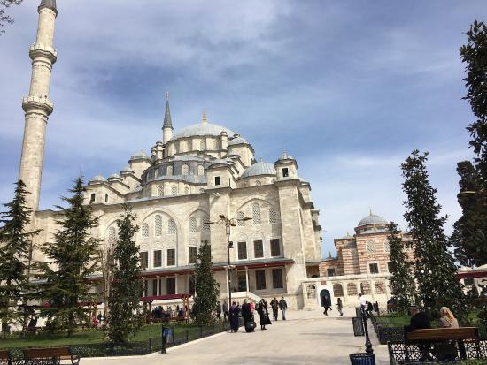 Fatih Sultan Mehmet Cami